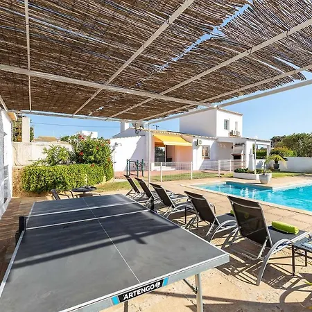 Villa Casa Do Engenho, Guia - Walkable To Restaurants And Shops